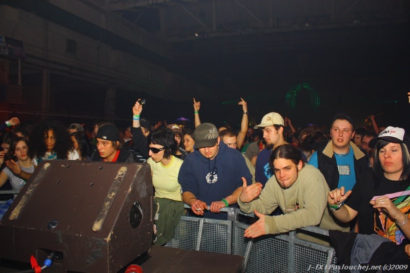 LET IT ROLL - Pátek 13. 3. 2009